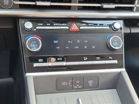 New 2026 Hyundai Santa Fe SE image 11