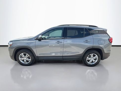 Used 2020 GMC Terrain SLE w/ Driver Convenience Package image 6