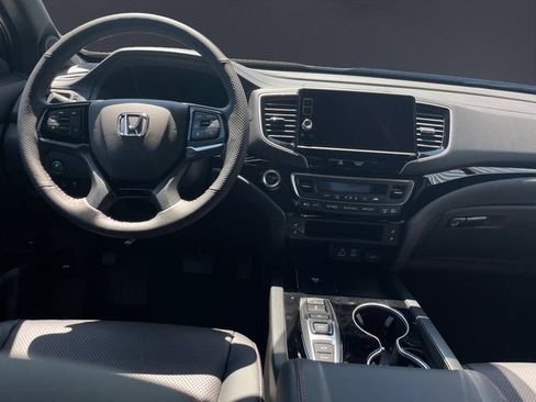 New 2026 Honda Ridgeline Black Edition image 10