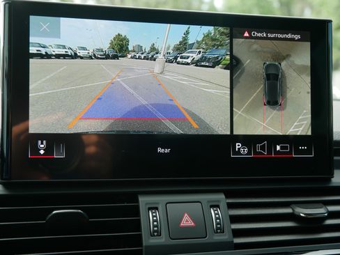 Used 2022 Audi SQ5 Prestige w/ Prestige Package image 34