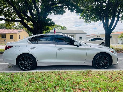 Used 2018 INFINITI Q50 Luxe w/ Essential Package (3.0T Luxe) image 6