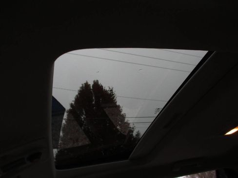 Used 2015 GMC Terrain SLT image 18