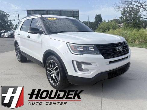 Used 2017 Ford Explorer Sport AWD/4WD image 1
