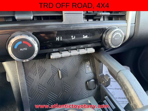 Used 2024 Toyota Tacoma TRD Off-Road AWD/4WD image 23