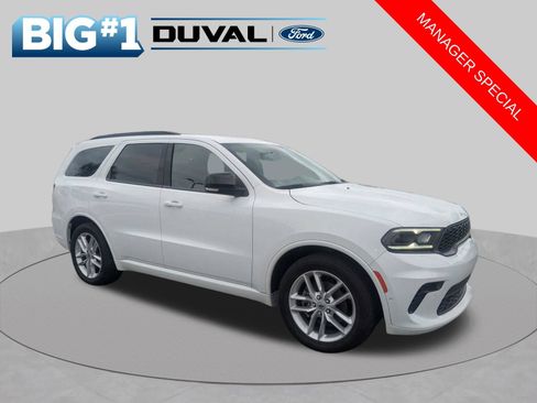 Used 2024 Dodge Durango GT RWD image 2
