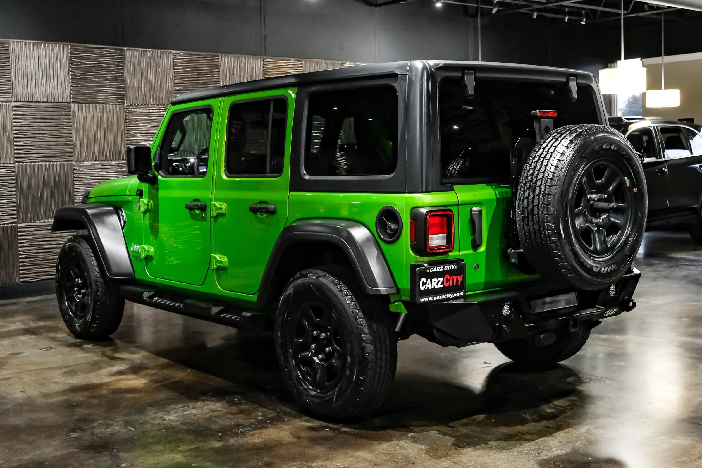 Used 2020 Jeep Wrangler Unlimited Sport AWD/4WD image 9