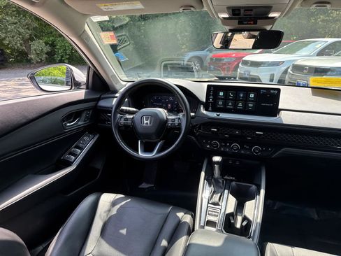 Used 2023 Honda Accord Touring image 31