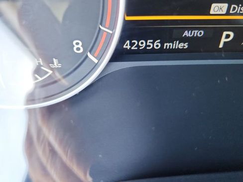 Certified 2024 Nissan Rogue SV image 22