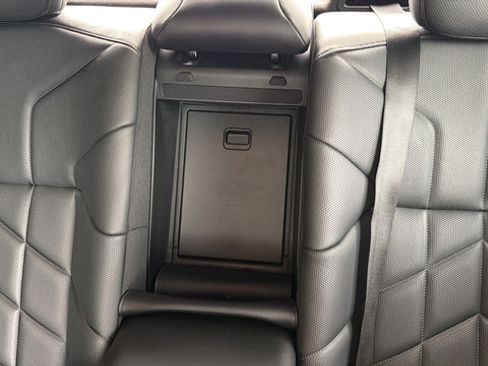 Used 2025 BMW 760i xDrive w/ Executive Package AWD/4WD image 20