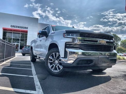 Used 2019 Chevrolet Silverado 1500 LT w/ All-Star Edition AWD/4WD image 2