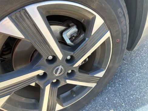 Used 2024 Nissan Sentra SV FWD image 6