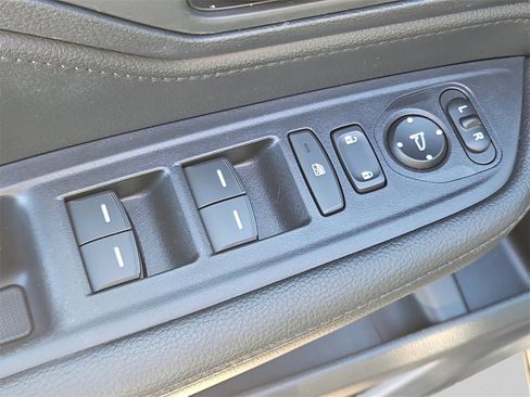 Certified 2024 Honda Odyssey Sport image 28