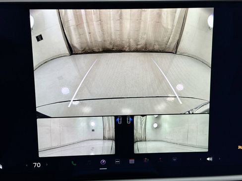 Used 2023 Tesla Model X AWD/4WD image 15