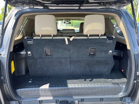 Used 2017 Toyota 4Runner Limited AWD/4WD image 10