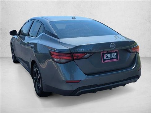 Used 2025 Nissan Sentra SV FWD image 8