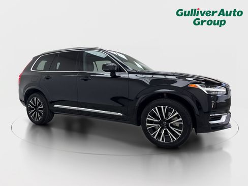 Used 2023 Volvo XC90 T8 Plus AWD/4WD image 12