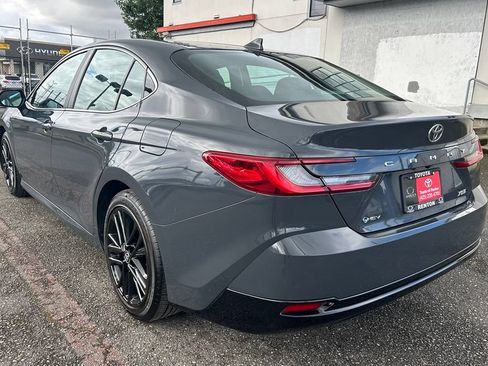 Certified 2025 Toyota Camry XLE FWD image 7