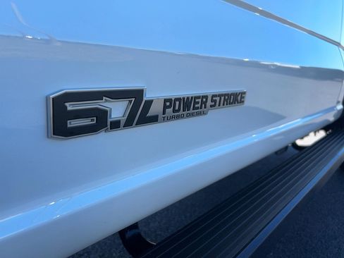 Used 2025 Ford F250 XL w/ STX Appearance Package image 11