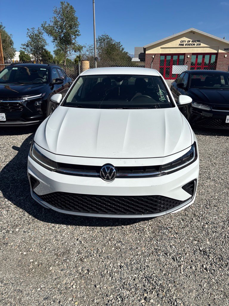 Used 2025 Volkswagen Jetta S FWD image 2
