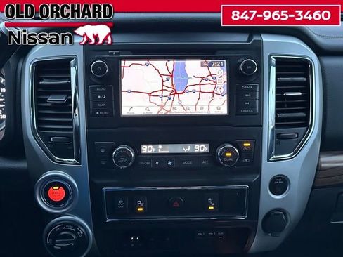 Used 2019 Nissan Titan SL w/ Chrome Package image 17
