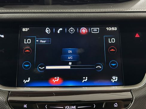 Used 2017 Cadillac XT5 Luxury w/ Driver Awareness Package AWD/4WD image 8