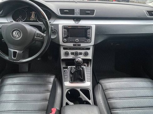 Used 2014 Volkswagen CC R-Line FWD image 8