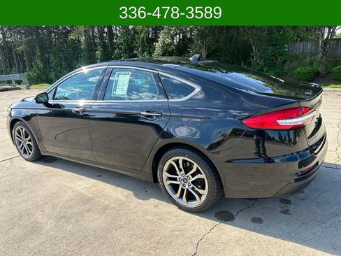 Used 2019 Ford Fusion SEL FWD image 3