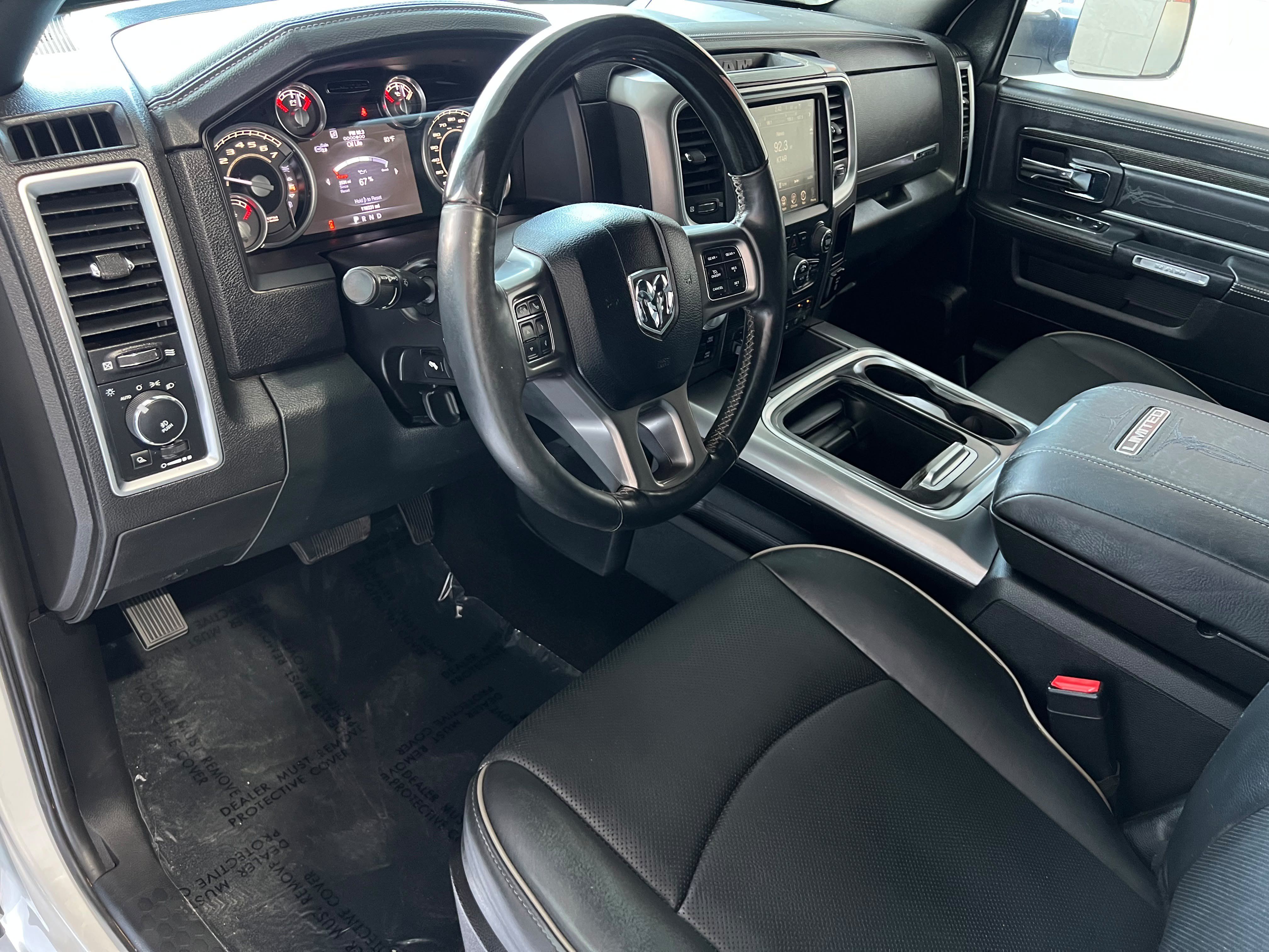 Used 2016 RAM 1500 Limited AWD/4WD image 10