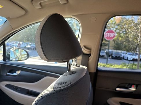 Used 2022 Hyundai Santa Fe SEL image 17