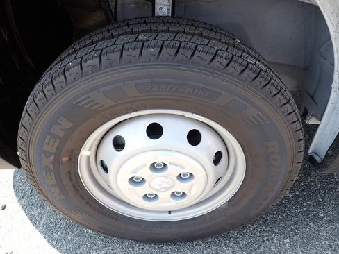 New 2023 RAM ProMaster 3500 w/ Lane Management Group image 10