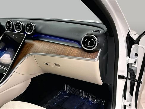 Certified 2024 Mercedes-Benz C 300 4MATIC Sedan image 19