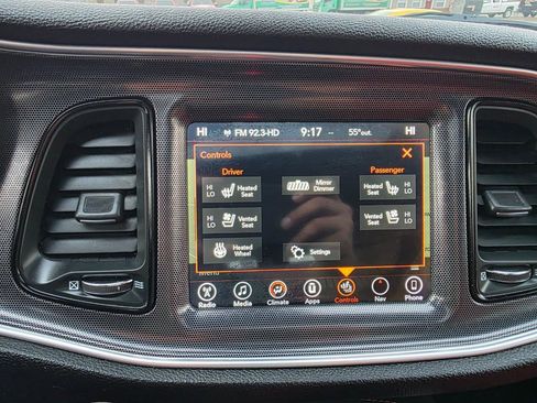 Used 2017 Dodge Challenger GT image 21