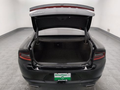 Used 2019 Dodge Charger SXT RWD image 29