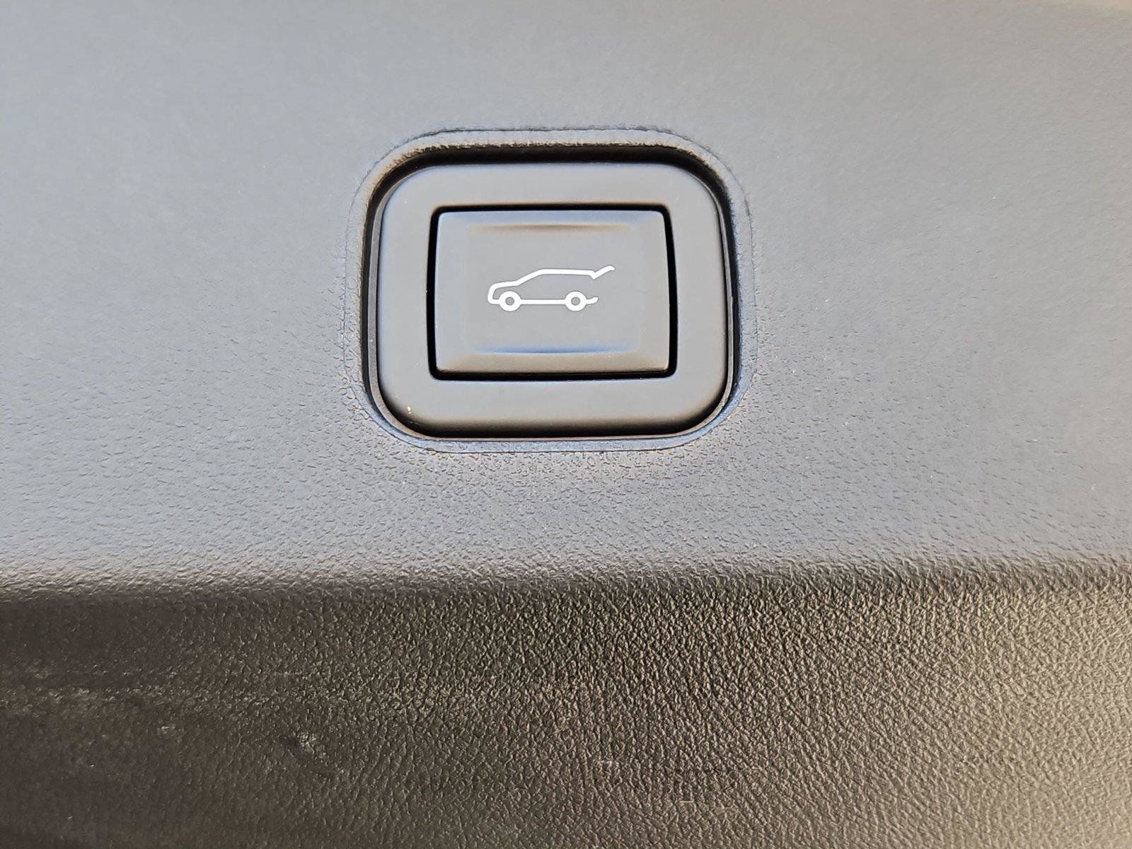 Certified 2024 Cadillac Lyriq Sport AWD/4WD image 33