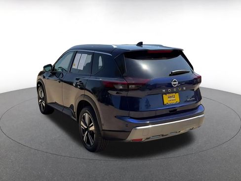 Used 2026 Nissan Rogue SL AWD/4WD image 11