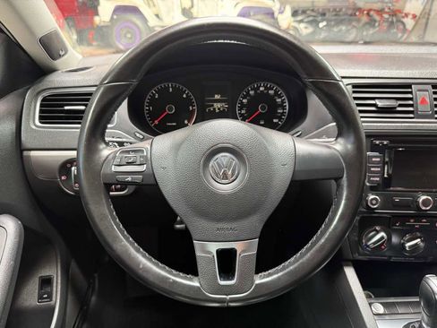 Used 2013 Volkswagen Jetta TDI FWD image 10