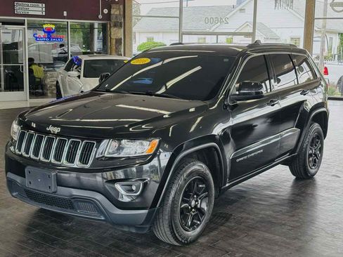Used 2016 Jeep Grand Cherokee Laredo w/ Quick Order Package 23E AWD/4WD image 14