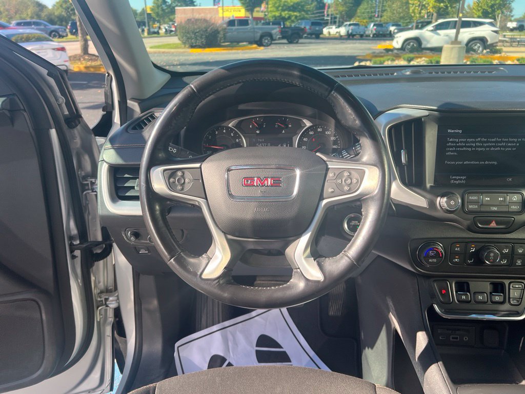 Used 2018 GMC Terrain SLE w/ Driver Convenience Package FWD image 15