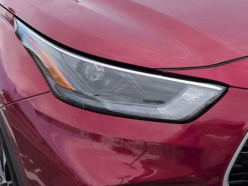 Used 2023 Toyota Highlander XLE FWD image 10