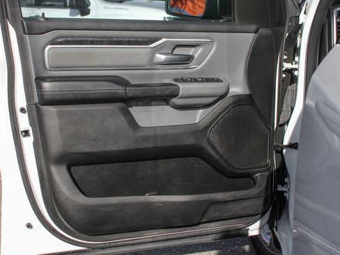 Used 2022 RAM 1500 Big Horn AWD/4WD image 14