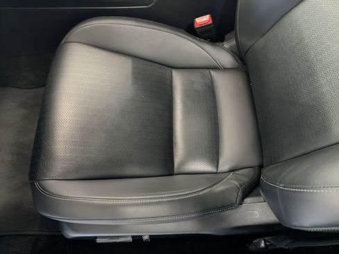 Used 2023 Honda Civic Touring image 14