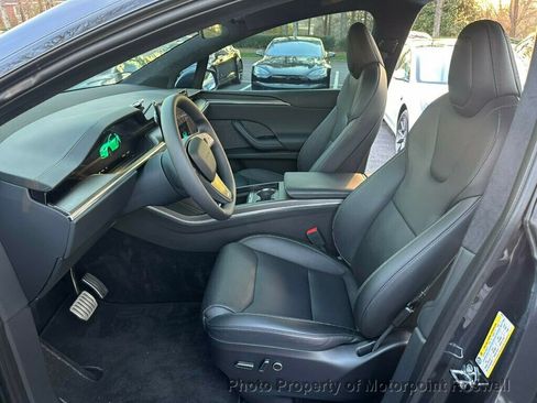 Used 2024 Tesla Model X Plaid image 10