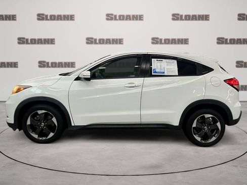 Used 2018 Honda HR-V EX image 2