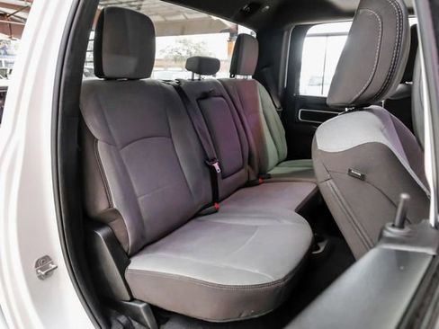 Used 2024 RAM 2500 Big Horn image 35