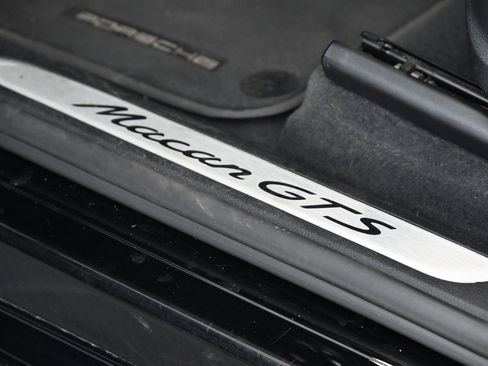 Used 2018 Porsche Macan GTS image 16