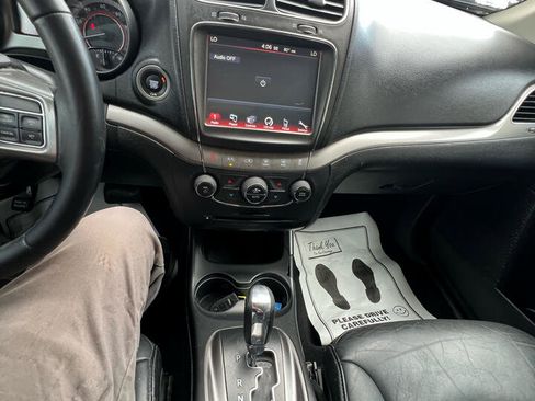 Used 2018 Dodge Journey Crossroad image 24