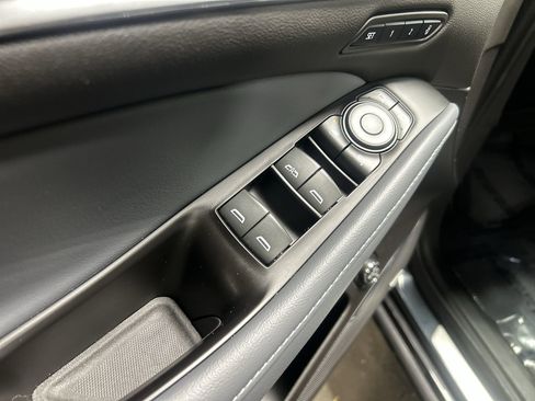 Certified 2019 Buick Enclave Premium image 24