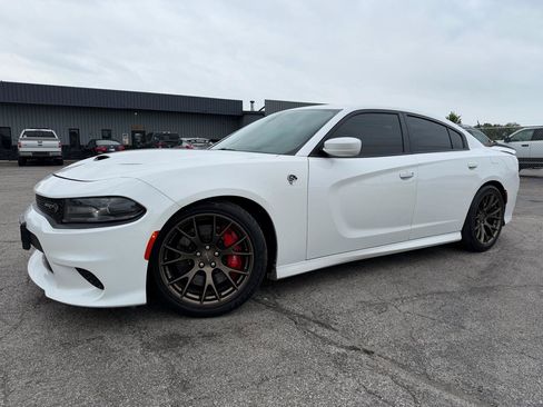 Used 2016 Dodge Charger SRT Hellcat w/ Harman/Kardon Audio Group RWD image 4