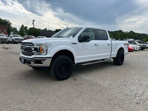 Used 2020 Ford F150 XLT w/ Equipment Group 302A Luxury AWD/4WD image 3