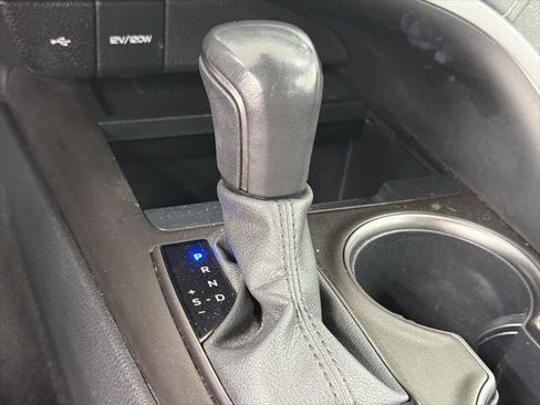 Certified 2023 Toyota Camry SE image 24